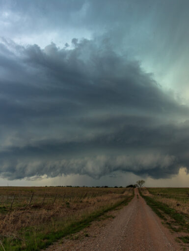 A supercell near Walters, OK on April 10, 2016