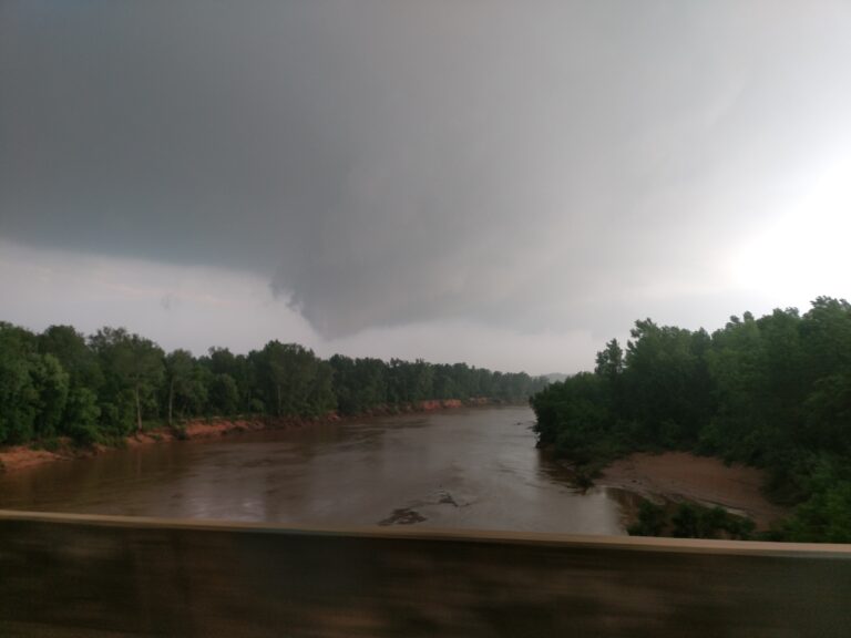 Wall cloud east of Ardmore Oklahoma on May 27, 2017