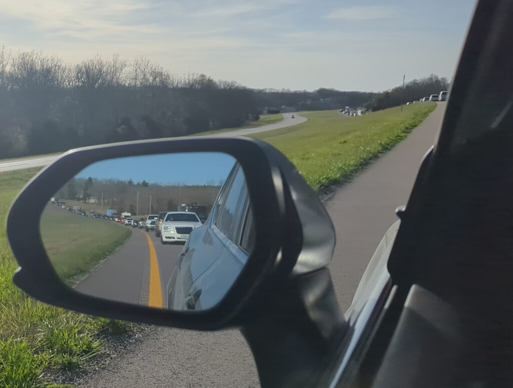 Eclipse traffic on US60 westbound in Missouri