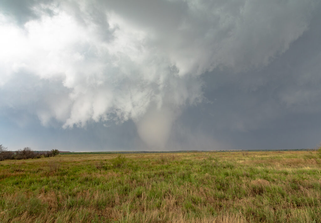 Cone Tornado near Olustee